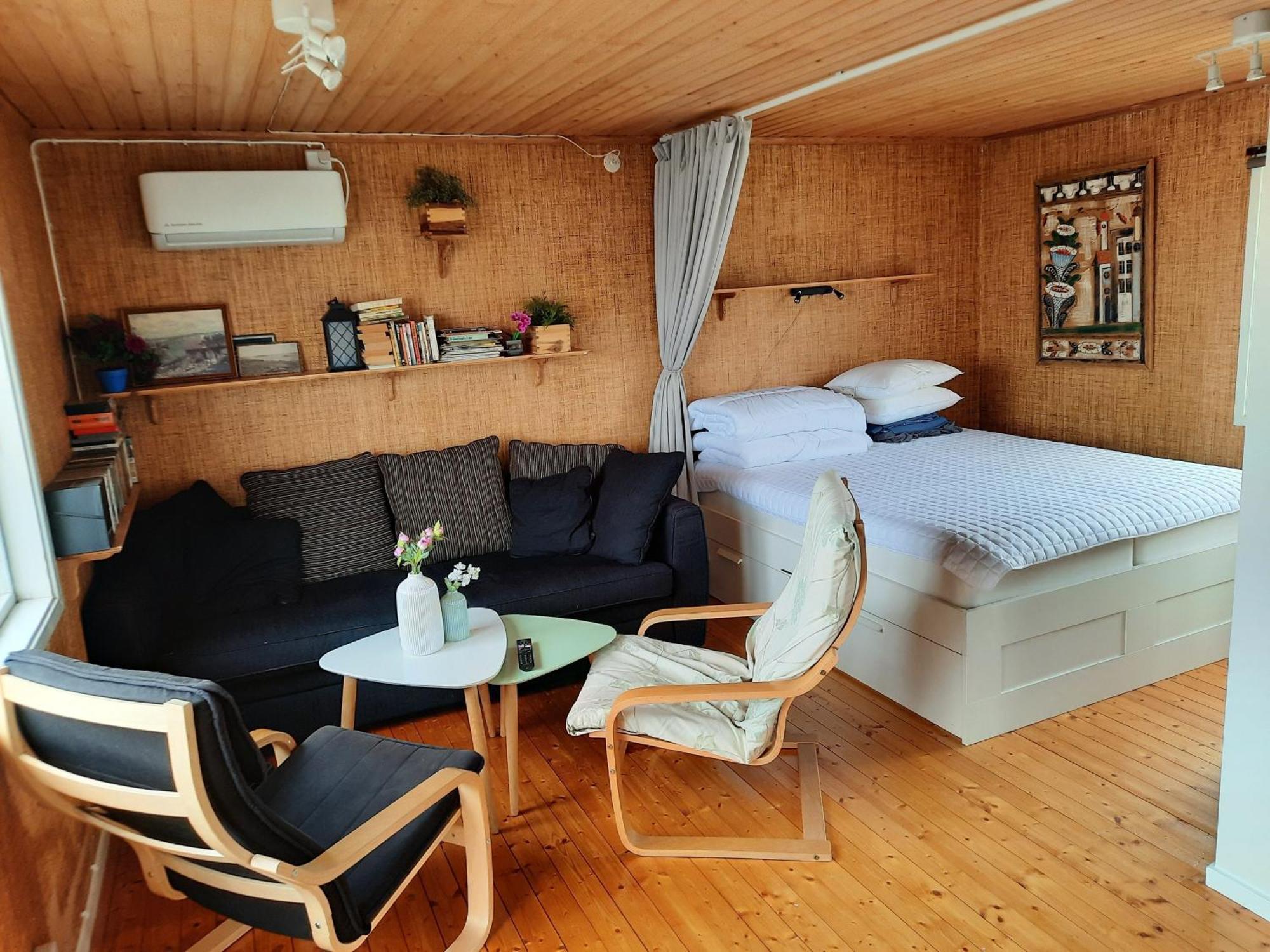 Cabin At The Sea Close To Public Beach With A Jumpingtower Hoviksnas Eksteriør billede