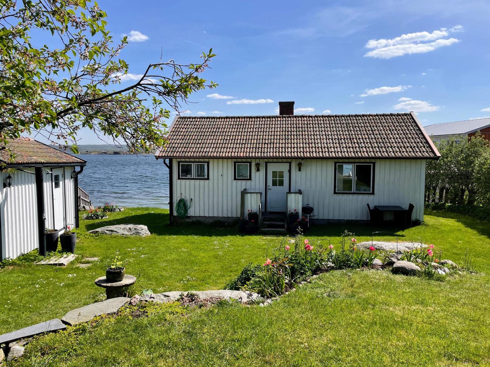 Cabin At The Sea Close To Public Beach With A Jumpingtower Hoviksnas Eksteriør billede